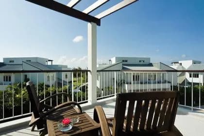 Grove Gardens 2 bed Garden Apt - 3