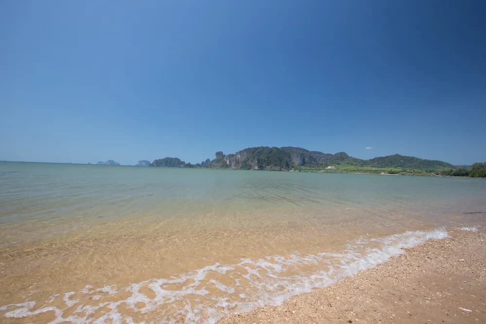 Amatapura Beach Beachfront Villa 1 - 4