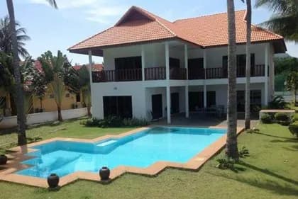 Dolphin Bay Beach Villa