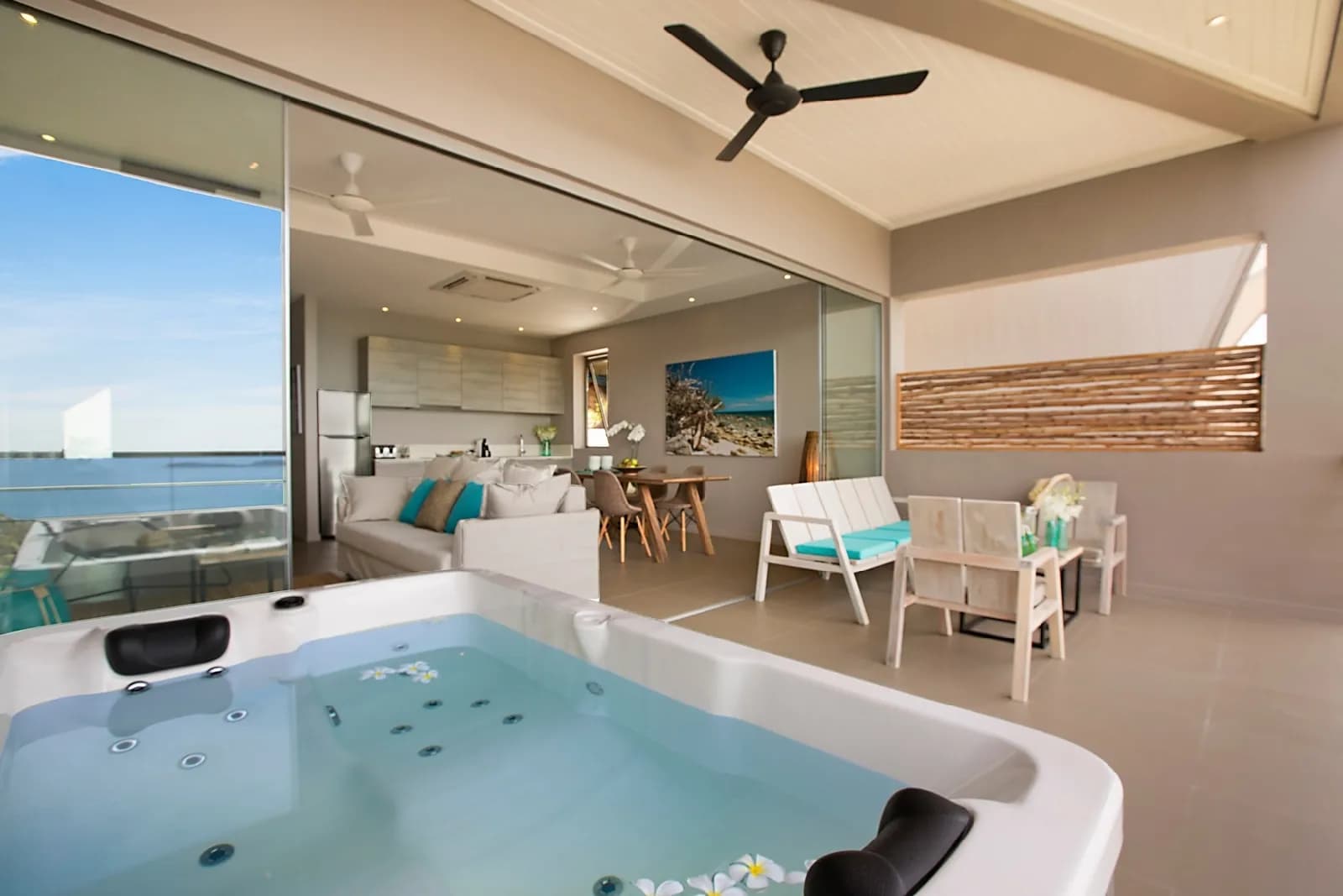 Penthouse Poda at Comoon - 4