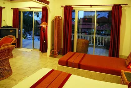 Constanza Deluxe Dbl Twin Apt - 3