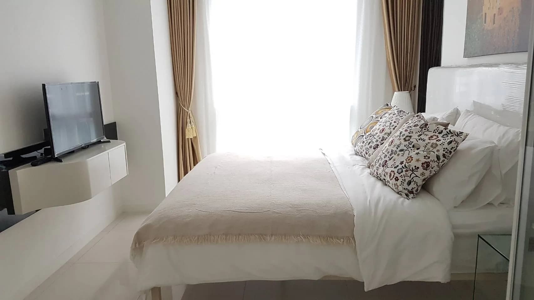 City Center Residence  407A