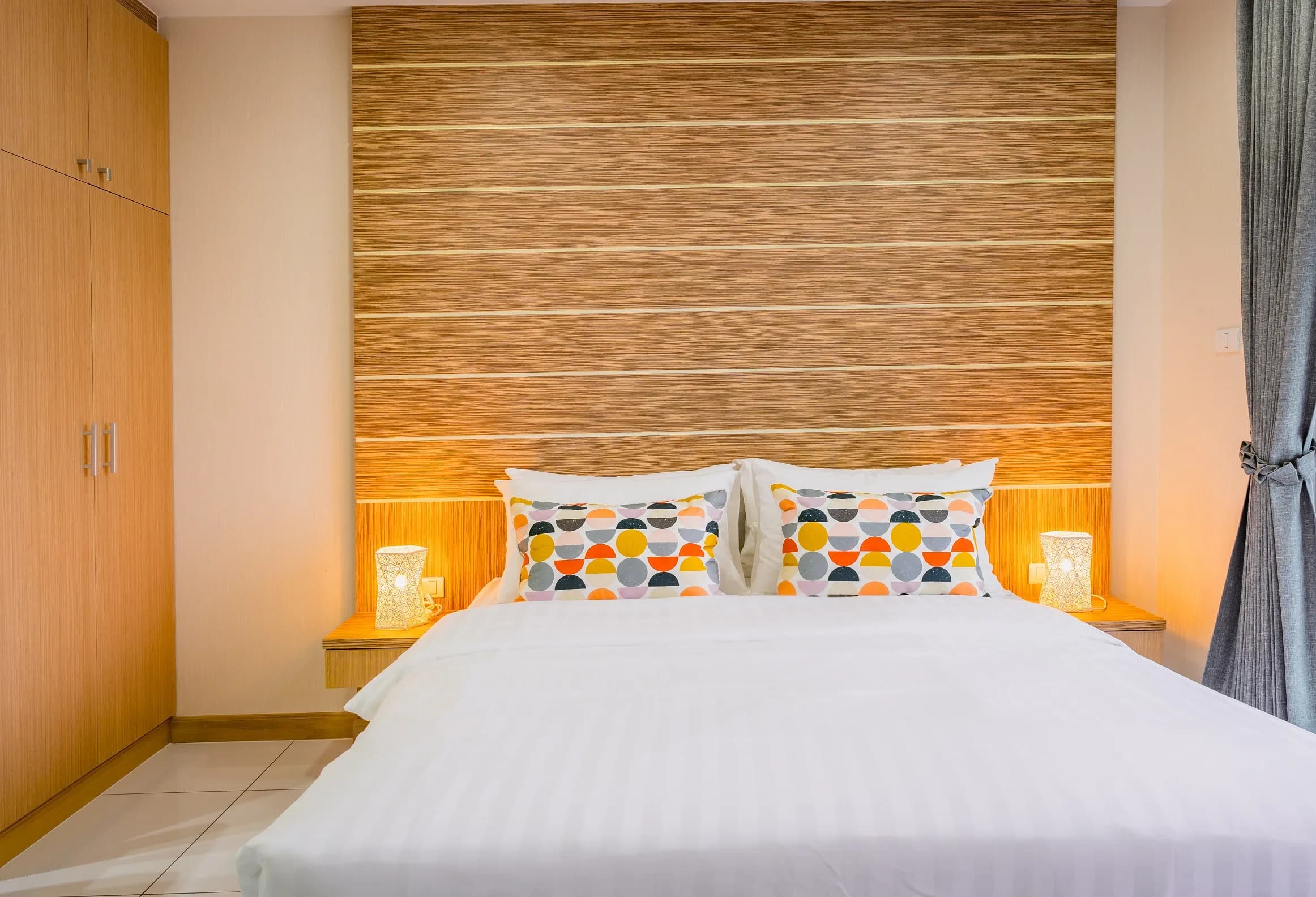 Whale Marina A805 - 4