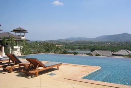 Lakewood Hills Villa 1 - 4